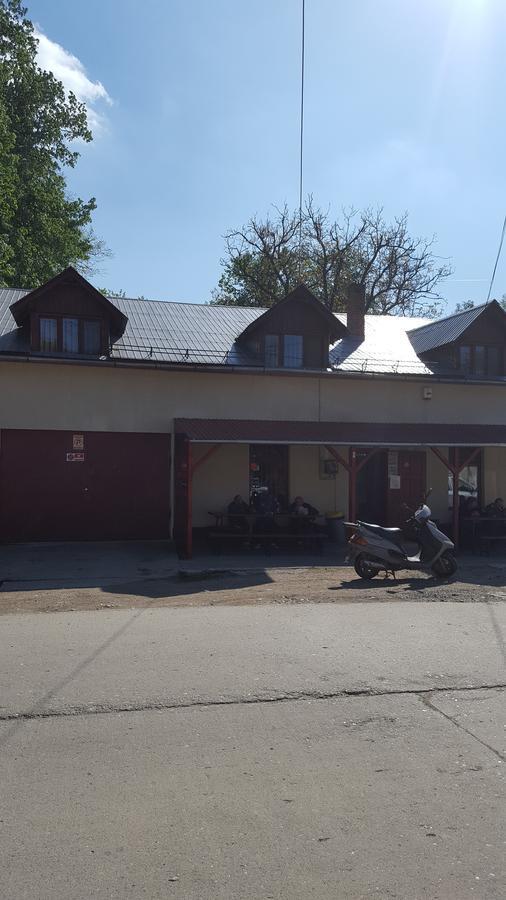 Casa Borcean Villa Sasca Montană Exteriör bild